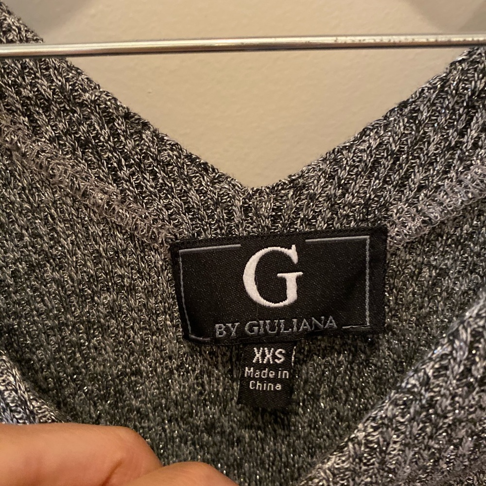 G by Giuliana Rancic Metallic Ribbed Top - Picture 5 of 7